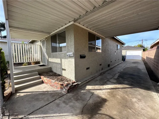 4587 W 142nd Street, Hawthorne, California 90250