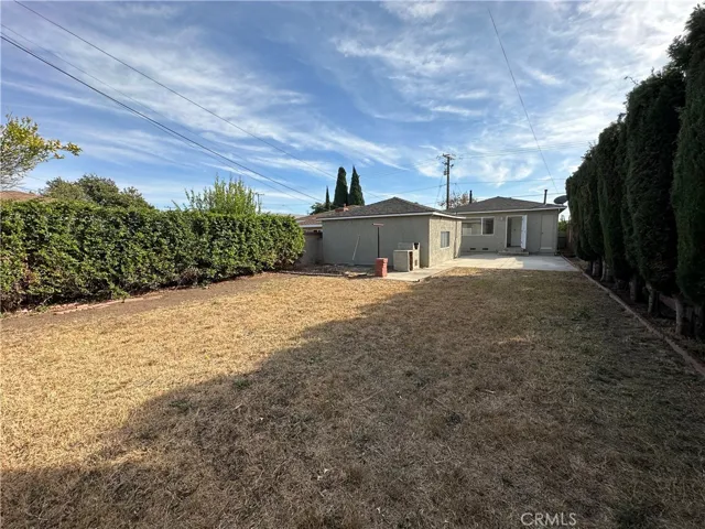 4587 W 142nd Street, Hawthorne, California 90250
