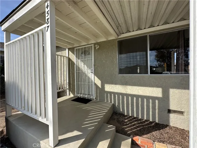 4587 W 142nd Street, Hawthorne, California 90250
