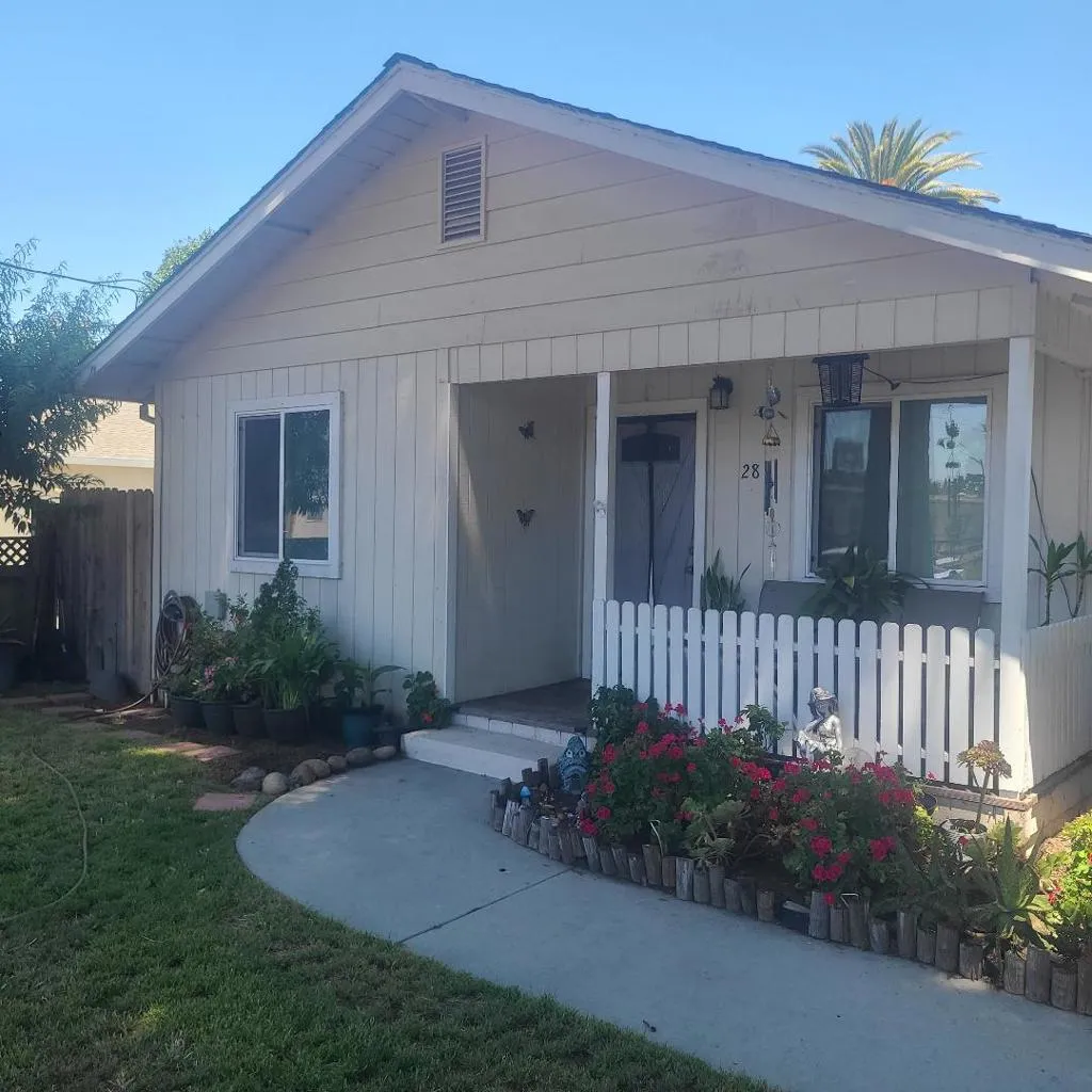 28 Topeka Ave