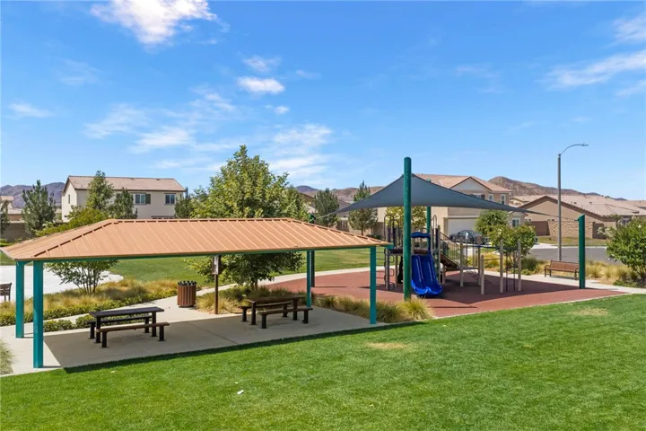 1385 Caprice Court, Hemet, California 92543