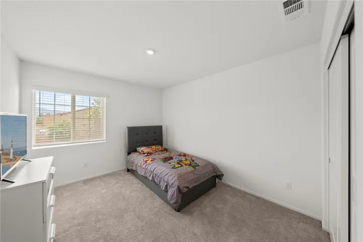 Secondary bedroom #4