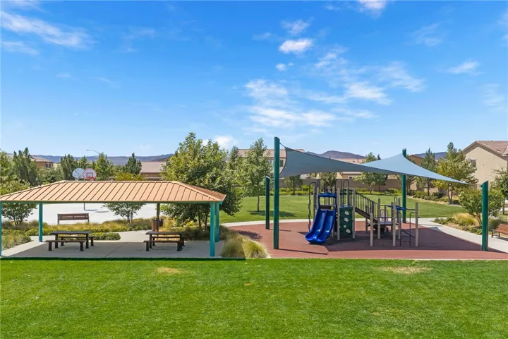 1385 Caprice Court, Hemet, California 92543