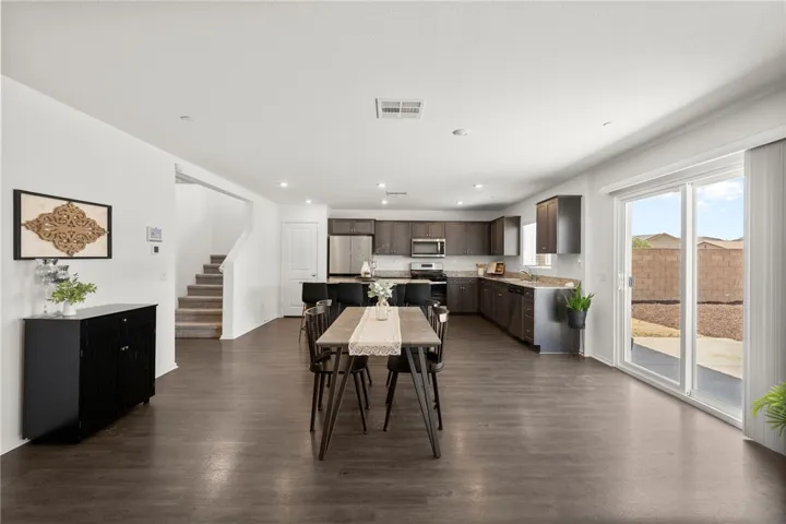 1385 Caprice Court, Hemet, California 92543