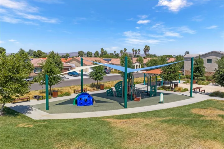 1385 Caprice Court, Hemet, California 92543