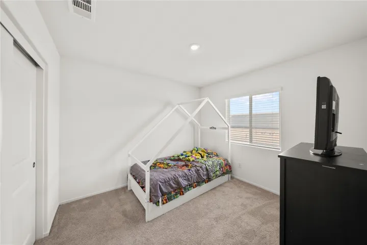 Secondary bedroom #2