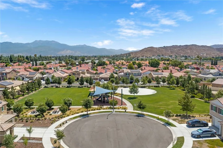 1385 Caprice Court, Hemet, California 92543