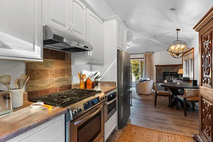 Guest home kitchen.