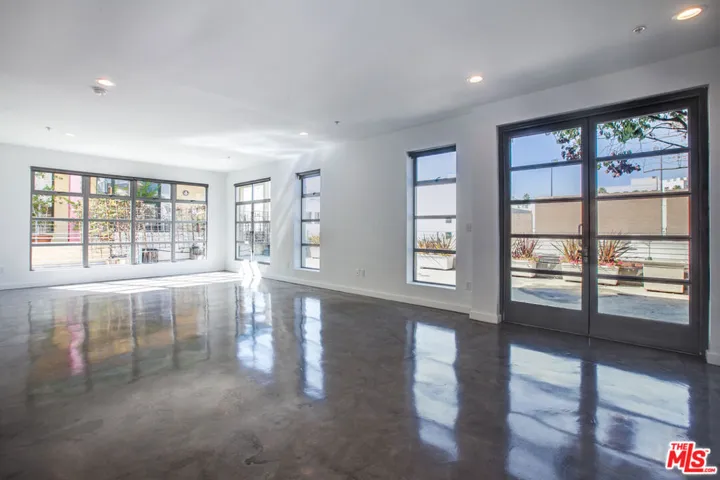 1358 4th Street Ph-d, Santa Monica, California 90401