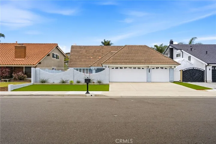 Beach-close La Cuesta home offering 4 bedrooms, 2.5 bathrooms, and a 3-car attached garage.