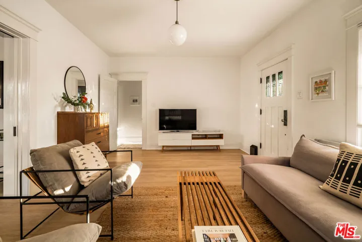 328 Branch Street, Los Angeles, California 90042