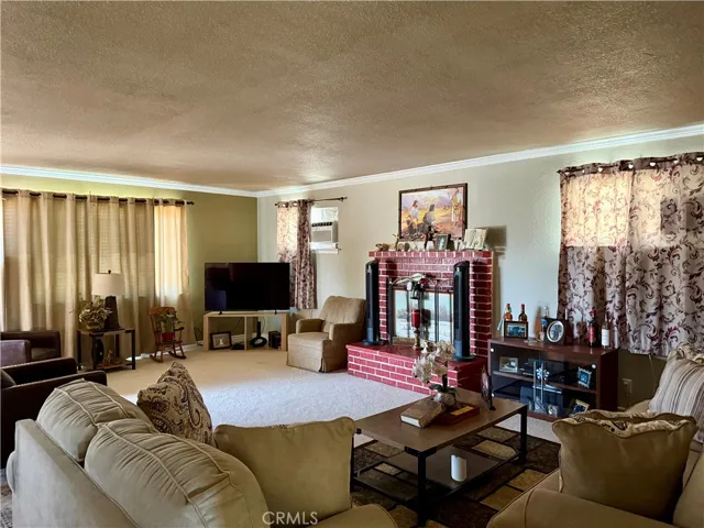 16353 Pine Street, Hesperia, California 92345