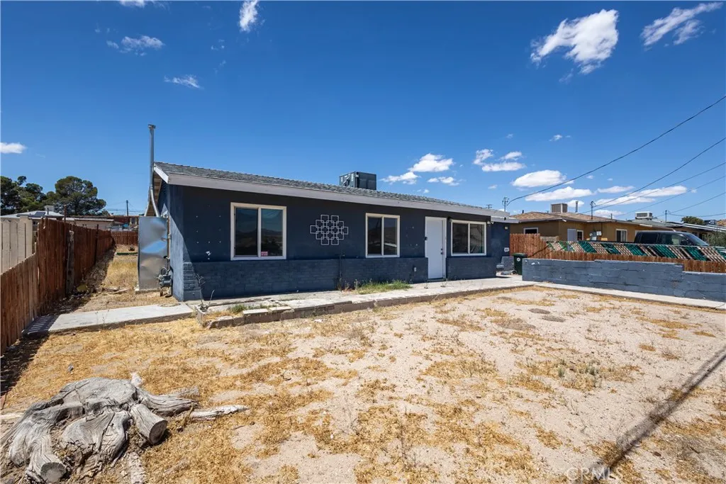 1434 Mesa, Barstow, California 92311 — photo 4