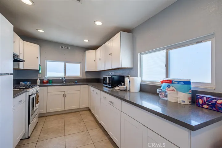 1434 Mesa, Barstow, California 92311
