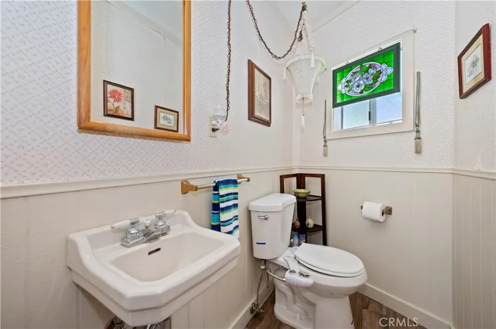 Main level primary 1/2 bathroom