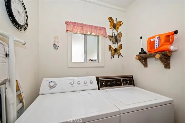 Main level laundry room
