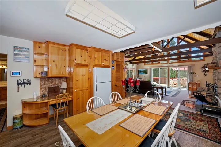 Kitchen and dining area, open to the family room