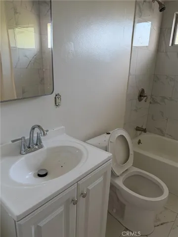 14154 Roscoe, Los Angeles, California 91402