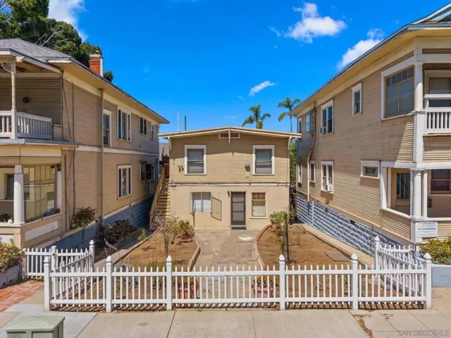 904 24th Street, San Diego, California 92102