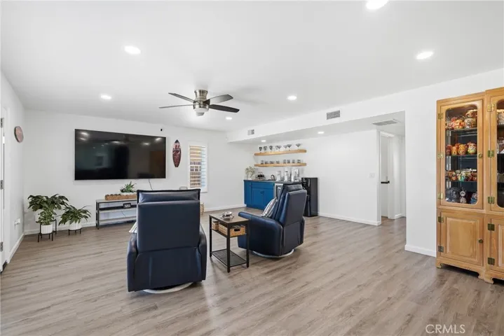 517 Clubhouse, Santa Maria, California 93455