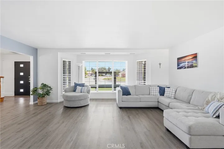 517 Clubhouse, Santa Maria, California 93455