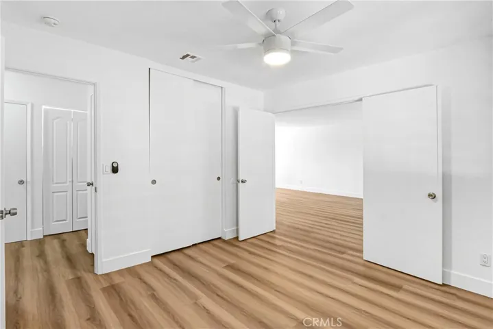 75220 Valencia, Palm Desert, California 92211