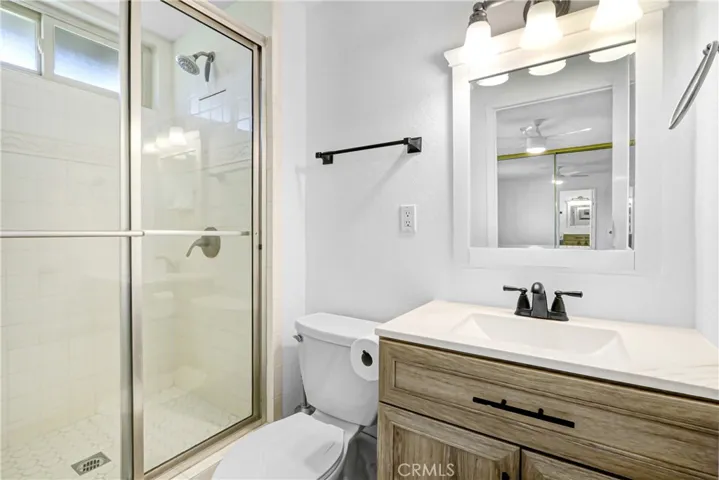 75220 Valencia, Palm Desert, California 92211