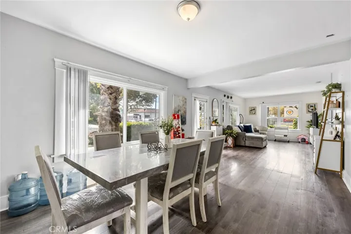 836 South Sycamore Street, Santa Ana, California 92701