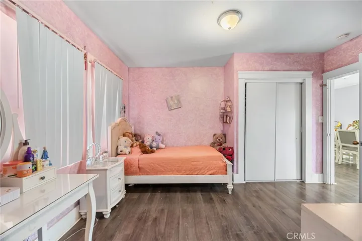 836 South Sycamore Street, Santa Ana, California 92701