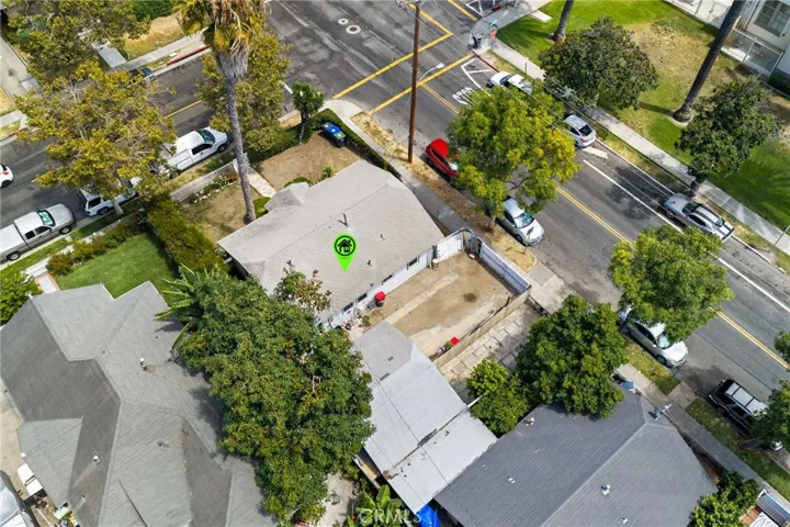 836 South Sycamore Street, Santa Ana, California 92701