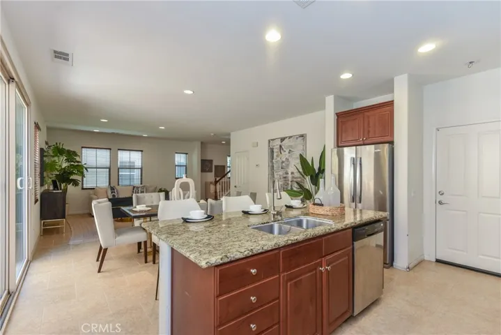 77 Keepsake 44, Irvine, California 92618