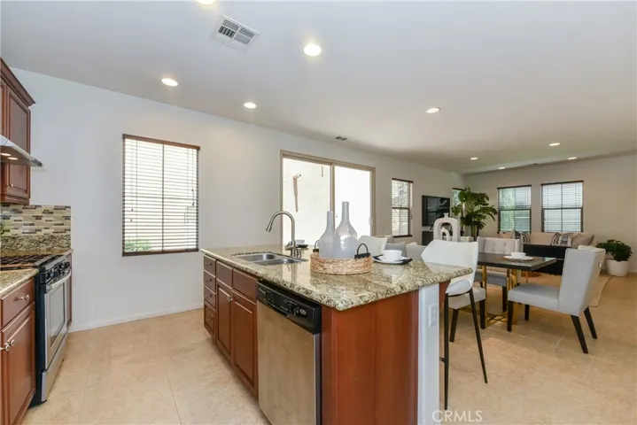 77 Keepsake 44, Irvine, California 92618