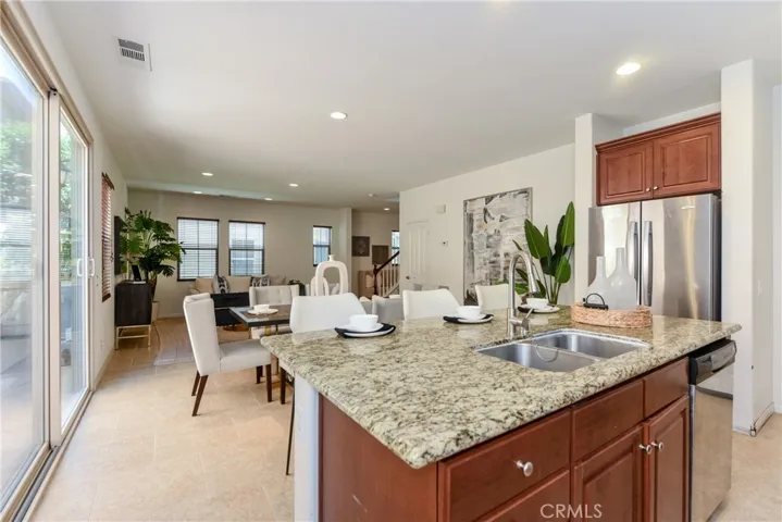 77 Keepsake 44, Irvine, California 92618