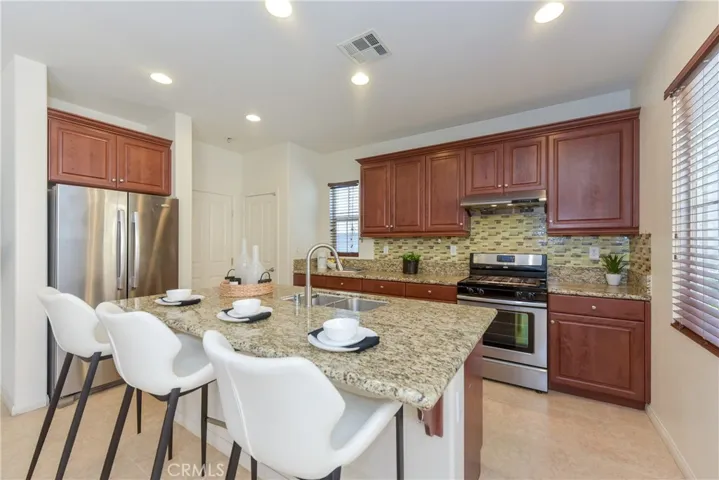 77 Keepsake 44, Irvine, California 92618