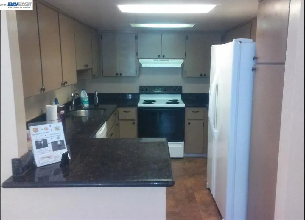 1704 Dalessi Dr, Pinole, California 94564 — photo 4