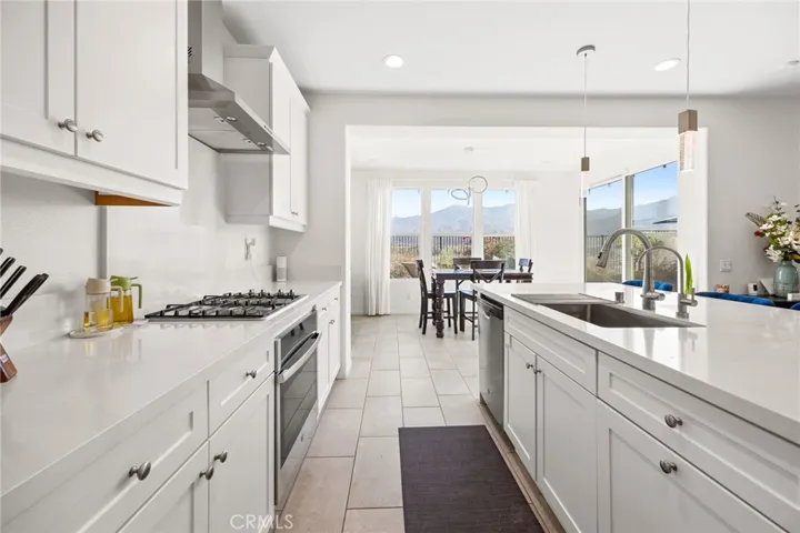 11269 Finders Court, Corona, California 92883