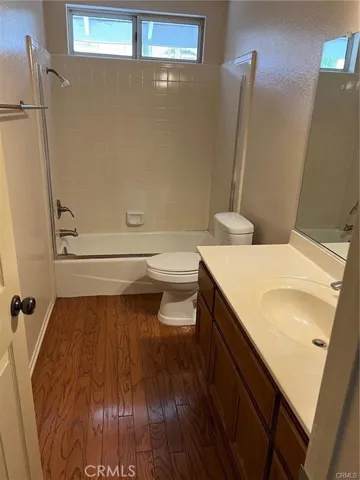 UPSTAIRS HALL BATH