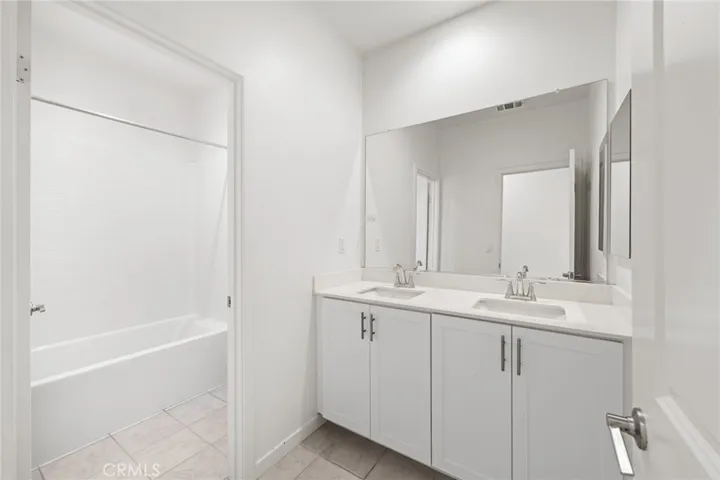 2960 E Merritt Paseo, Ontario, California 91761