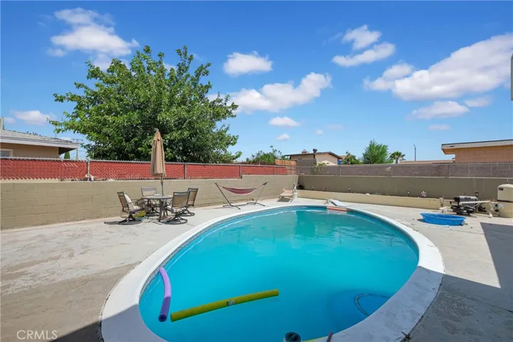 16131 Pamela, Victorville, California 92395