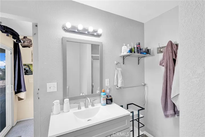 16131 Pamela, Victorville, California 92395