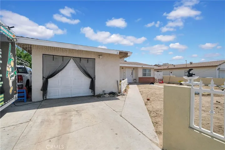 16131 Pamela, Victorville, California 92395