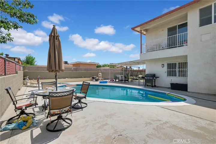 16131 Pamela, Victorville, California 92395