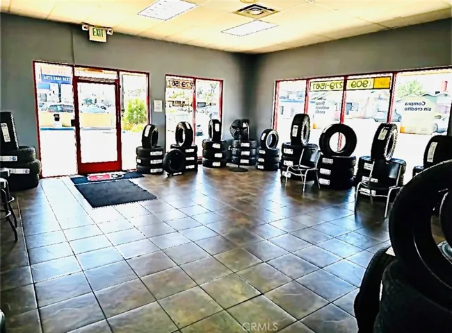 185 E Foothill Boulevard, Rialto, California 92376