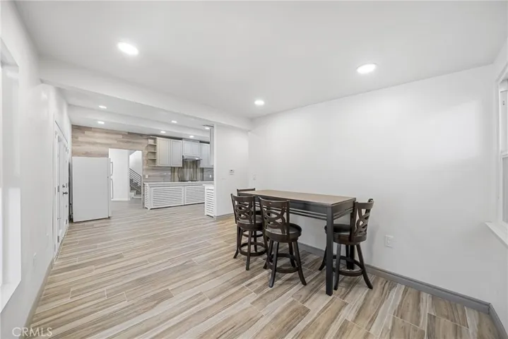 26251 Ravenhill Road, Canyon Country, California 91387