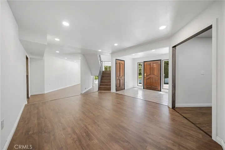 26251 Ravenhill Road, Canyon Country, California 91387