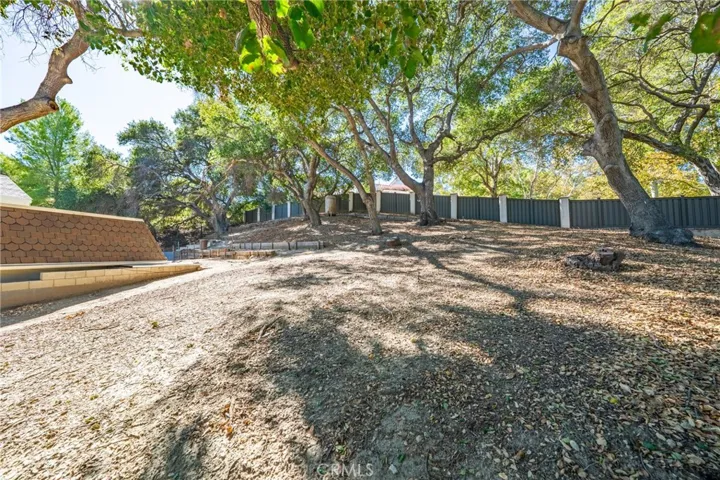 26251 Ravenhill Road, Canyon Country, California 91387