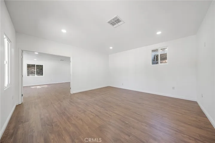 26251 Ravenhill Road, Canyon Country, California 91387