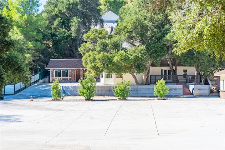 26251 Ravenhill Road, Canyon Country, California 91387