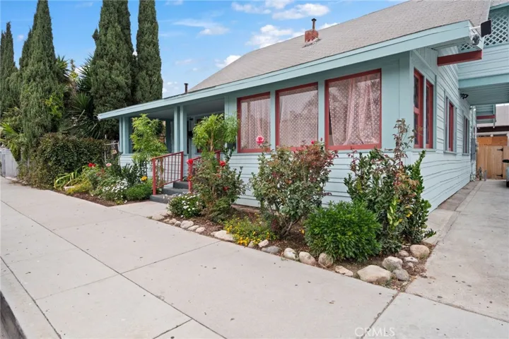 330 Daisy, Long Beach, California 90802