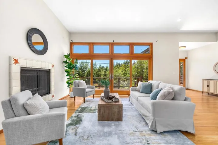 1095 Wilderfield, Los Gatos, California 95032